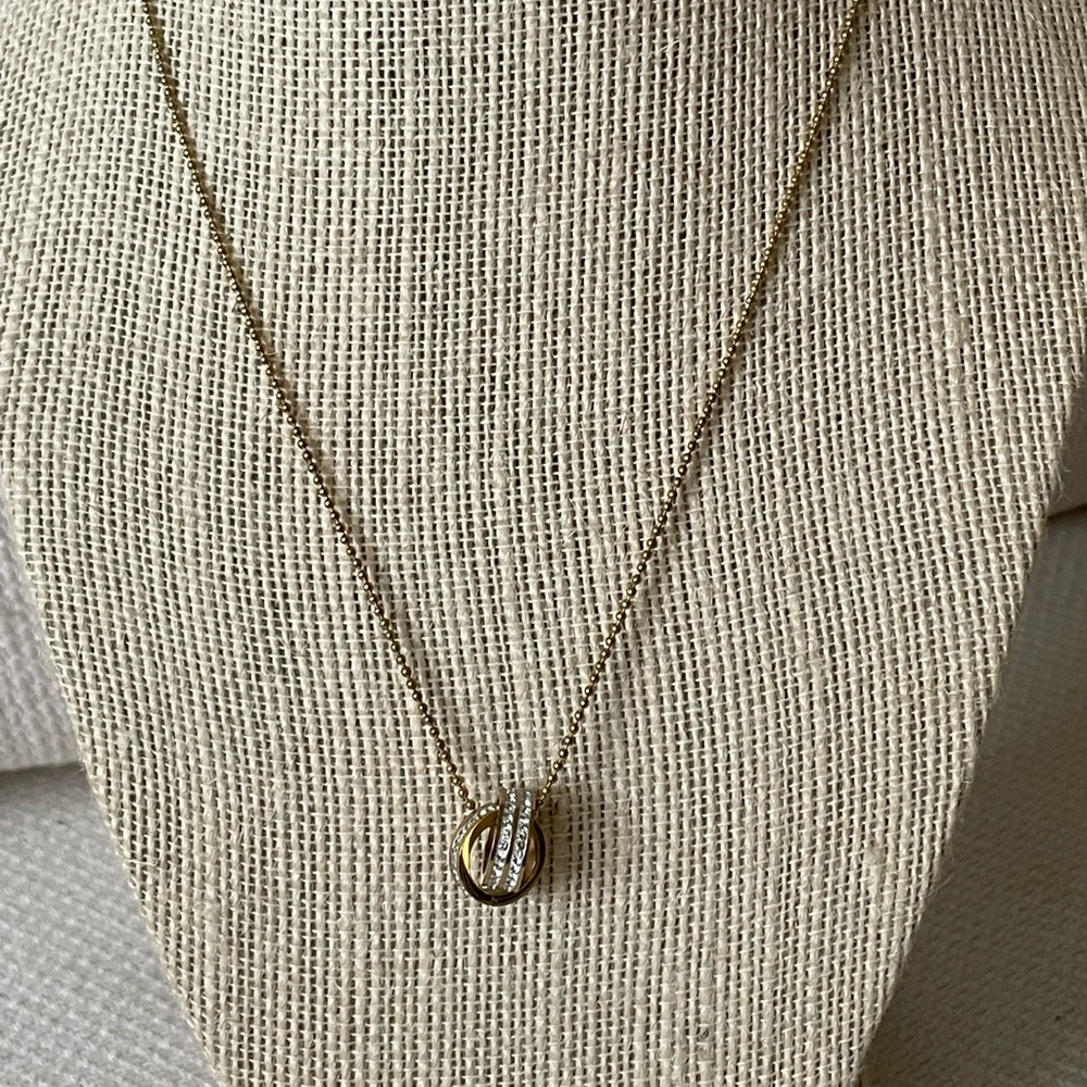 Interlocked Rings Necklace - Picture 5 of 6